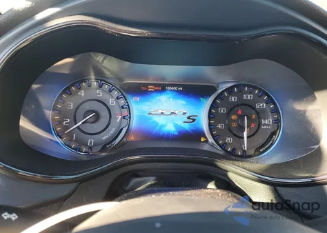 2015 Chrysler 200 S z USA, uszkodzony, nr VIN 1C3CCCDG7FN523951